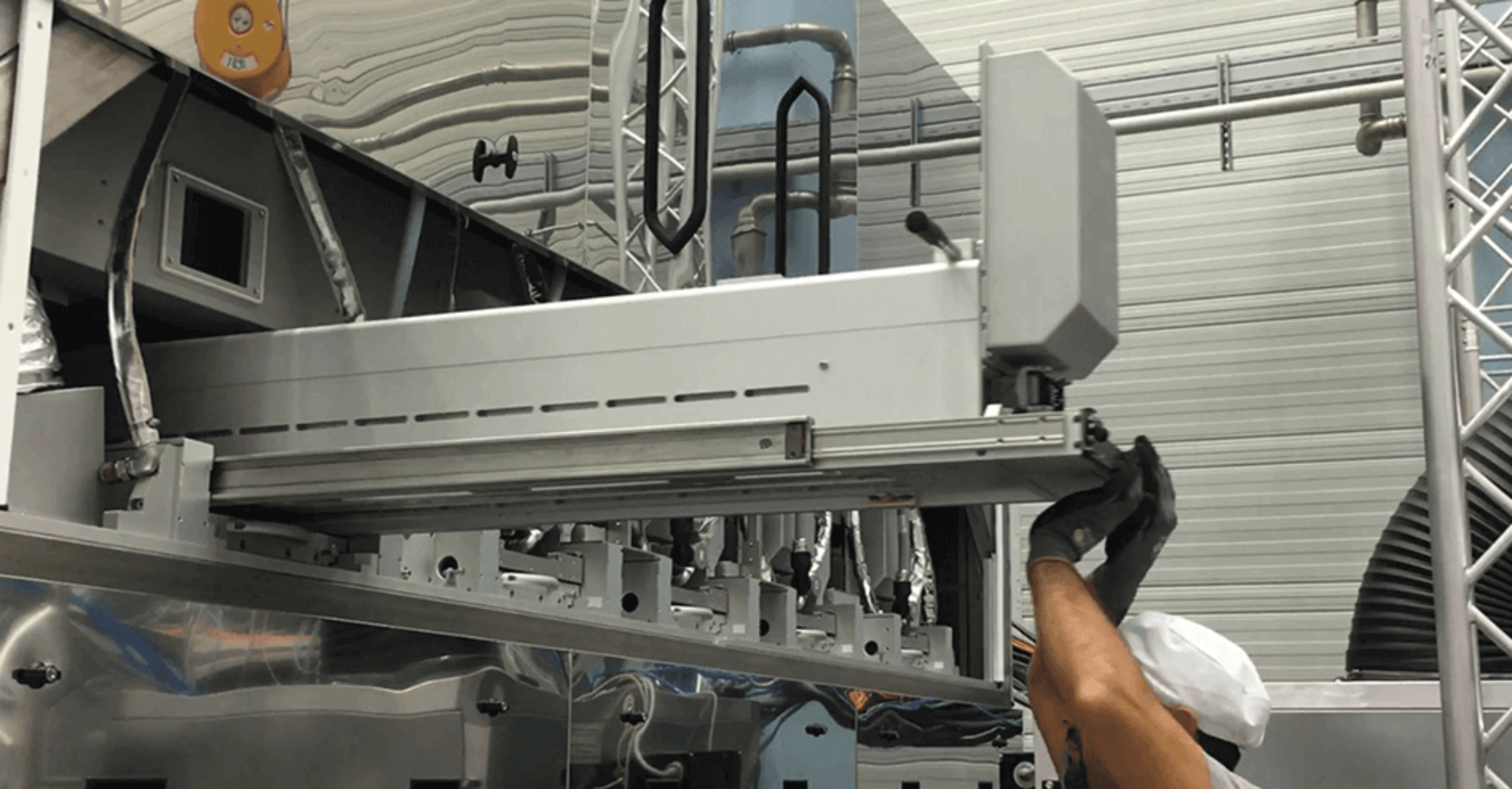 Wide range of applications with UV and LED UV