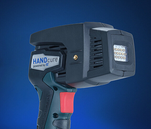 LED UV system HANDcure: mobile handset spot and area curing